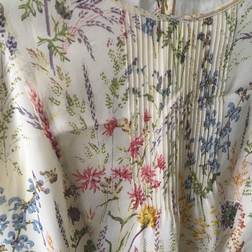 Spring dress - Picture 2 of 4